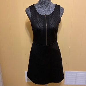 ANNIE 50 SLEEVELESS DRESS